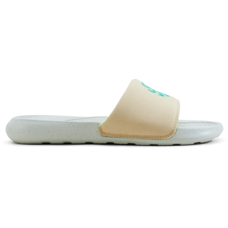 Nike Victori One