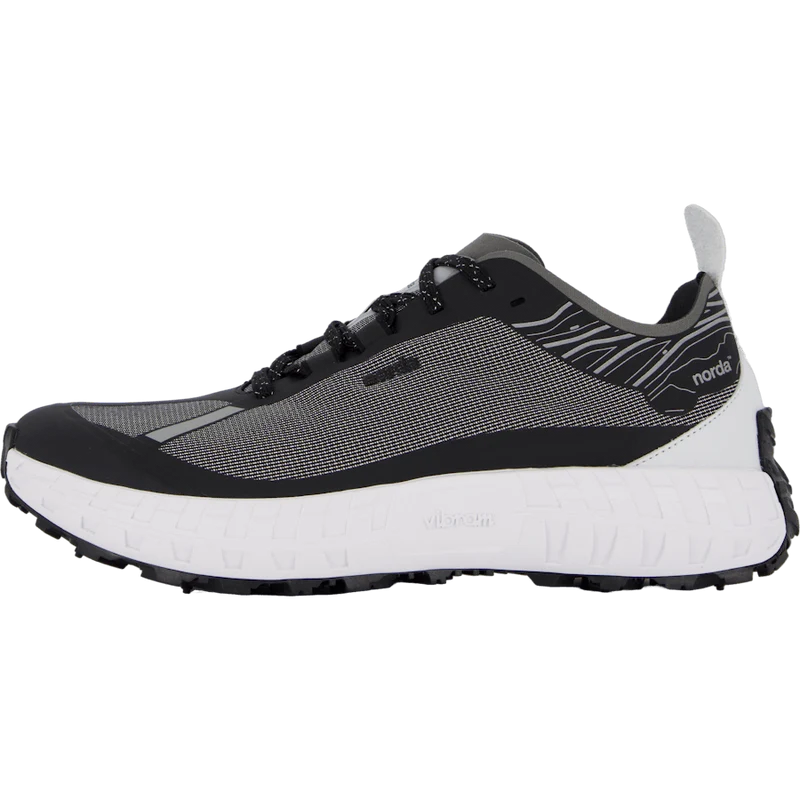 Norda N001 Black/white