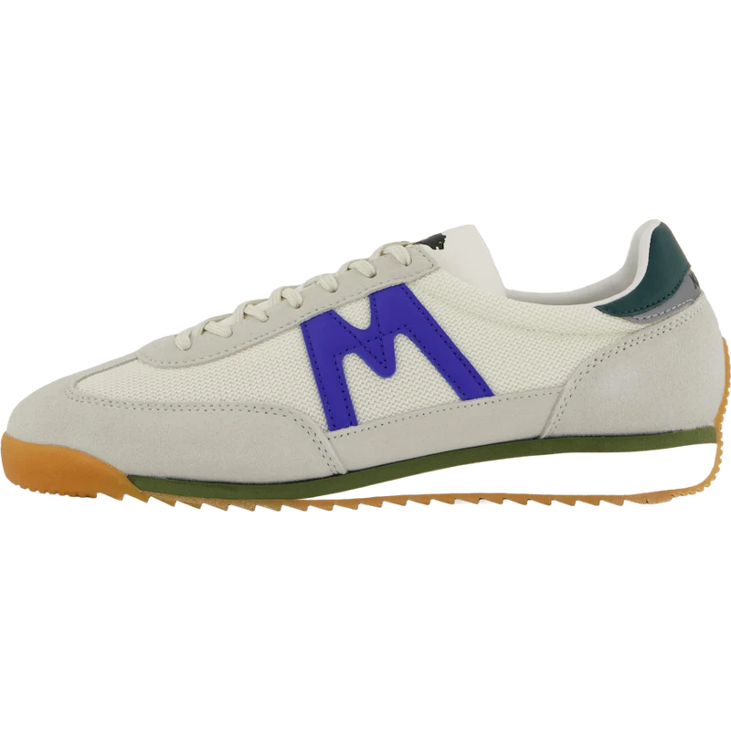 Mestari Foggy Dew / Amparo Blue