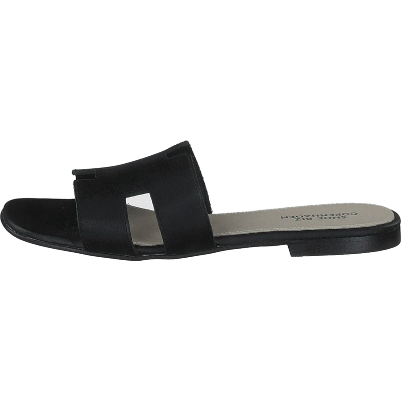 Claire Plain Black