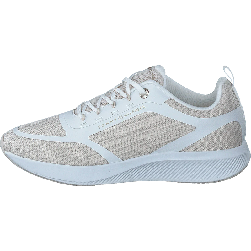 Active Mesh Trainer White