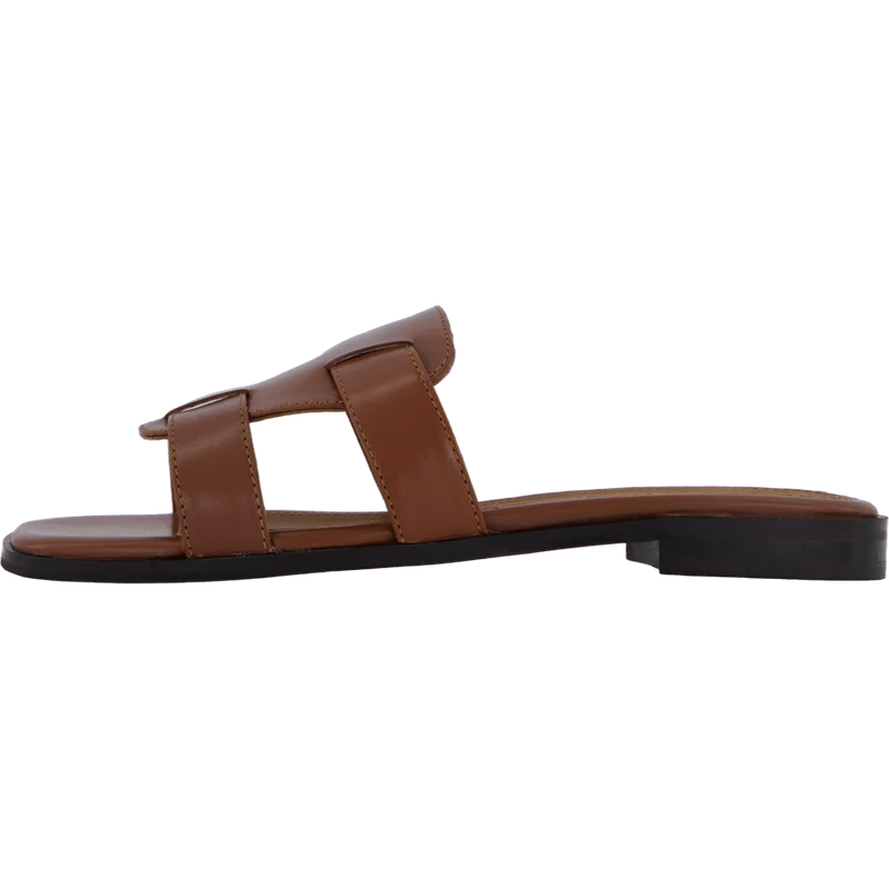 A8708 Cognac Nappa