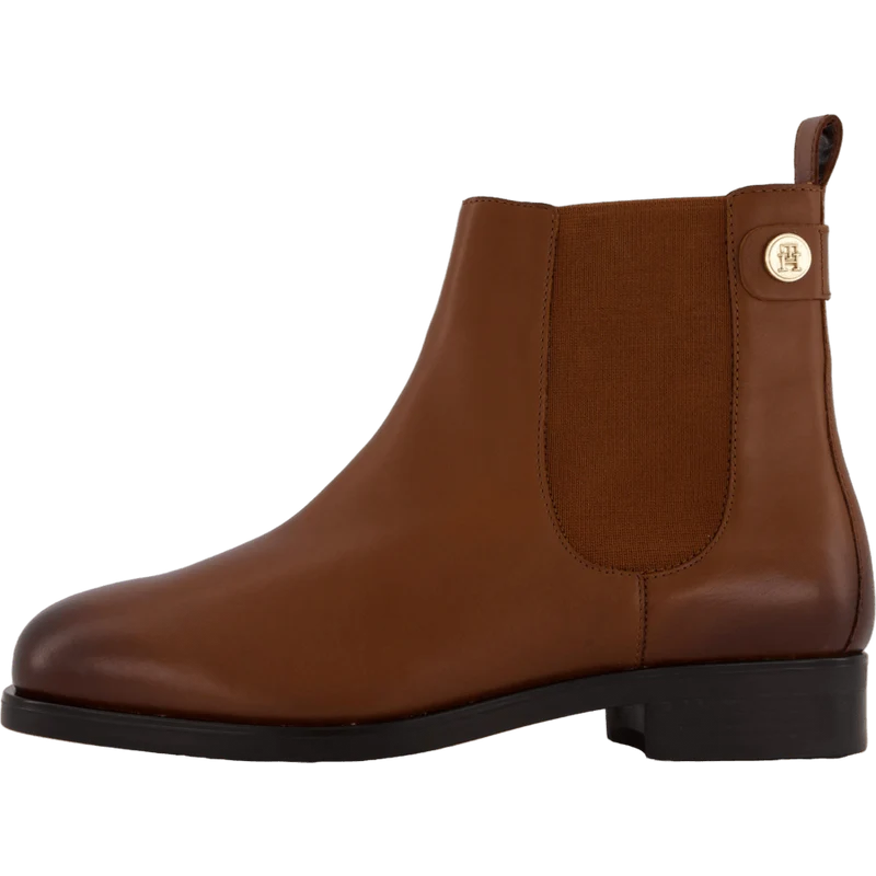 Th Stud Leather Low Chelsea Cognac Brown
