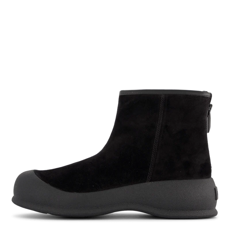 Carsey-w Black